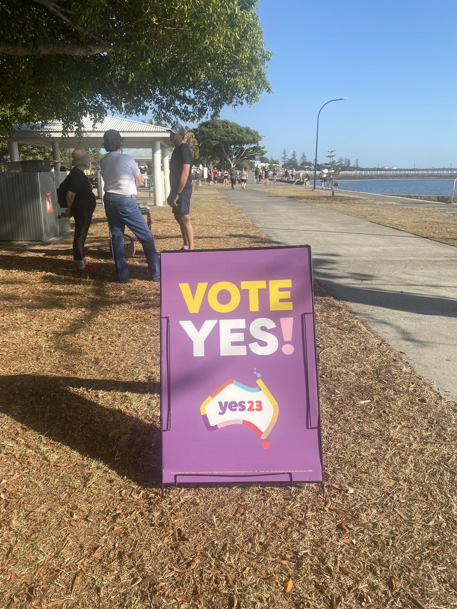 CamCostello73's tweet photo. Yura! Good morning Australia! happy #Yes Vibes from the Wynnum #Yesplanade on  #Quandamooka Country (Moreton Bay, Qld) - I’m voting yes to Recognition for the Ancestors, and a Voice for our Children’s Children @yes23au @ulurustatement https://t.co/M0eKbXA0kJ