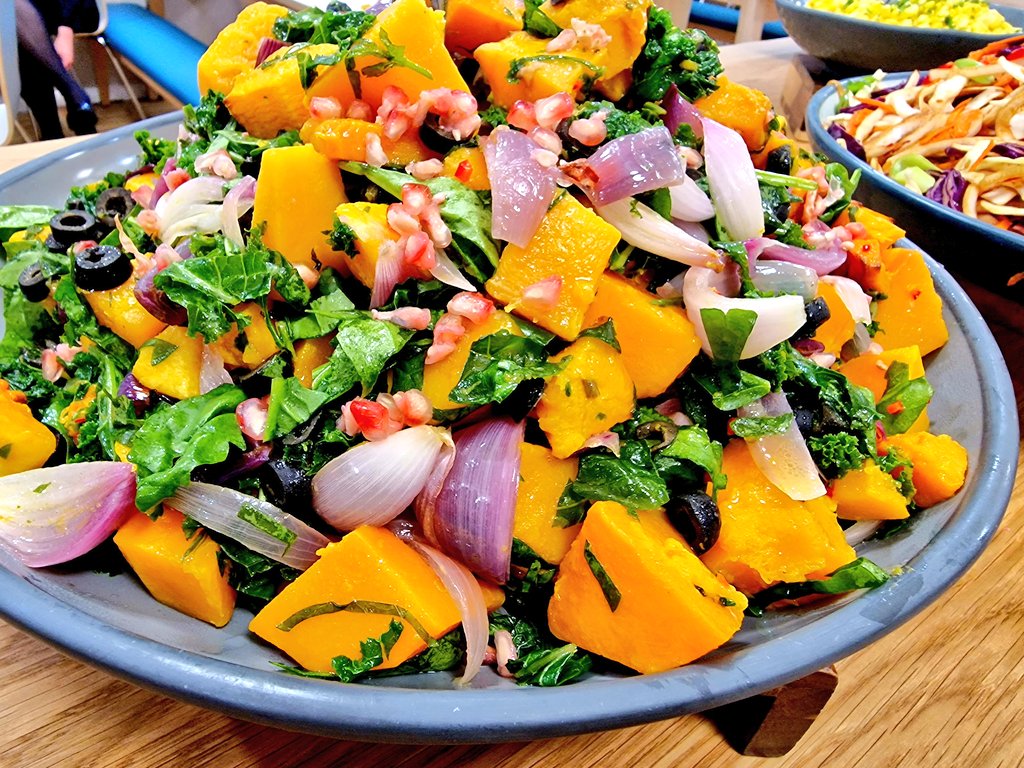 chefbenji64's tweet image. Beautiful counters from the stamford 6th form team @SpedeNews @JPHolroyd @Josephmbryan @ChefSi71 @OliCullers @HolroydHowe @DanielCollier84 @DamianBlake4 @pammybabe68