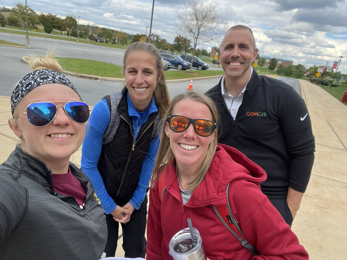 Meg Mohl tweet media