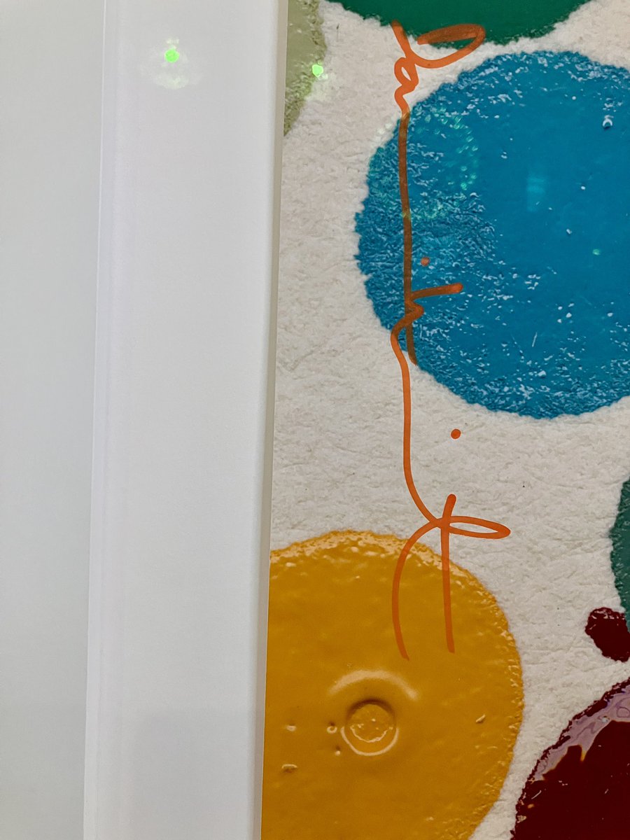 Finally got our The Currency Unique Print back from the framers yesterday. 

What a stunning piece.

We both love it!

❤️🤍💙💚💜💛
<a href="/HENI/">HENI</a> <a href="/hirst_official/">Damien Hirst</a>