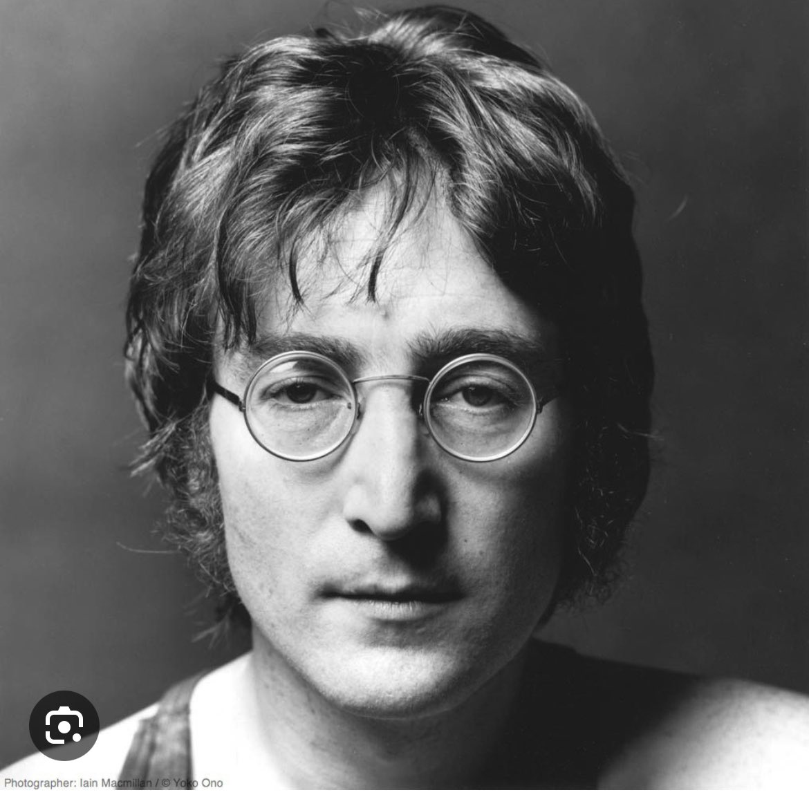 claudinvernizzi's tweet photo. Hoy , en alguna eternidad, estarás cumpliendo años. Aprovecho para contarte (aunque sea un mal regalo) que aquí abajo, muy abajo, seguimos sin darle una oportunidad a la paz. https://t.co/zsYncq4ght