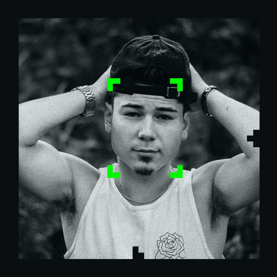OakleyBoiii tweet media