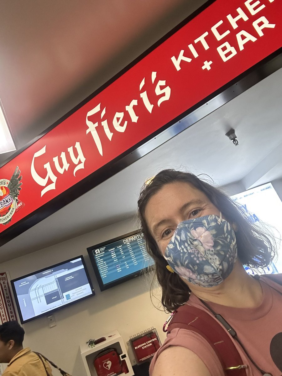 EvelynShoop's tweet image. On a business trip that I’m really looking forward to, but also wishing I was on a date with @nicolebyer at the Burbank Guy Fieri’s…