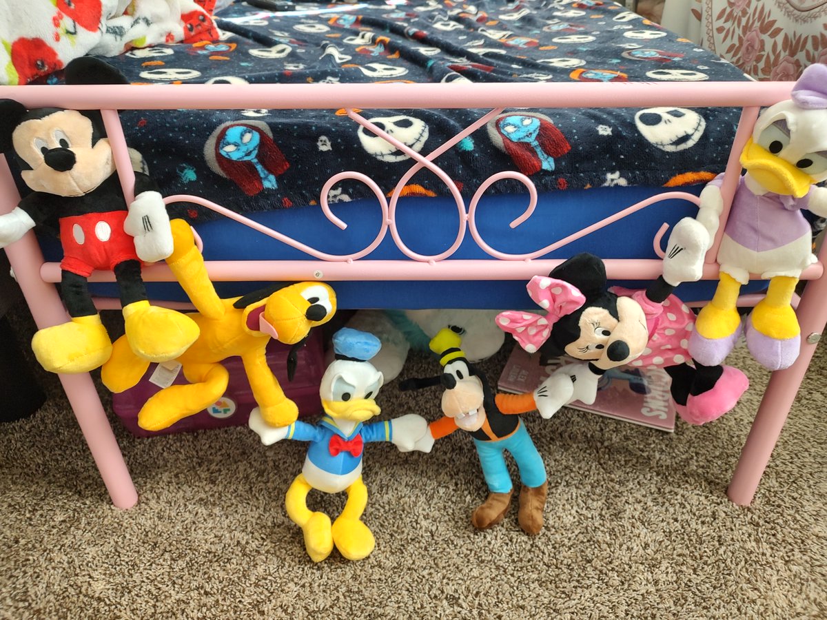 The Kids Preferred Disney Friends "We Hold Hands" 6 Plush Doll Set is the Perfect Holiday Gift! <a href="/KidsPreferred/">Kids Preferred</a> <a href="/disneybaby/">Disney Baby</a> #holidaygifts
thebraggingmommy.com/kids-preferred…