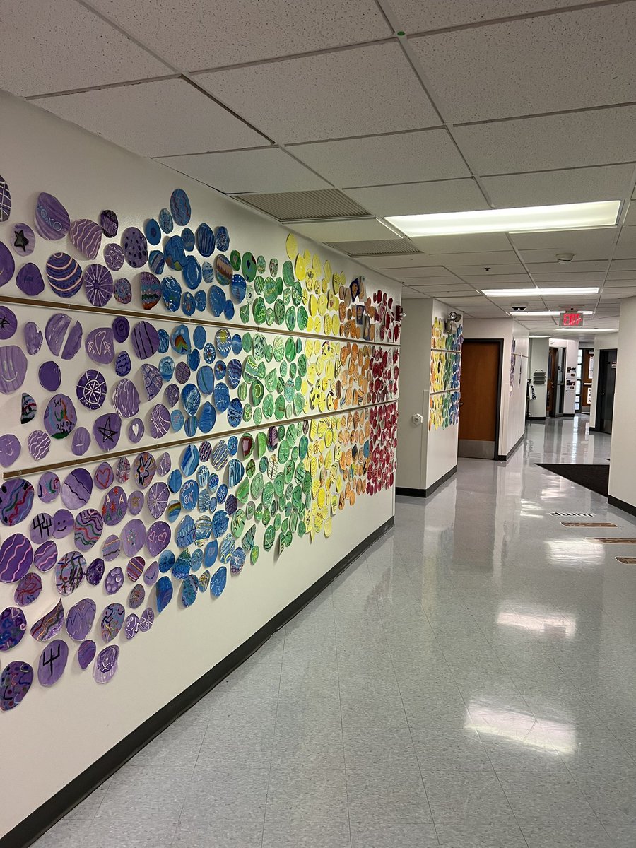 msmeyerart's tweet image. We celebrated #InternationalDotDay a few weeks ago at @CCSD21Whitman! Each student created dots by printmaking with gelli plates &amp;amp; adding details with oil pastels. Nice work everyone! 💙🌈 @DotClubConnect #beabulldog #séunbulldog