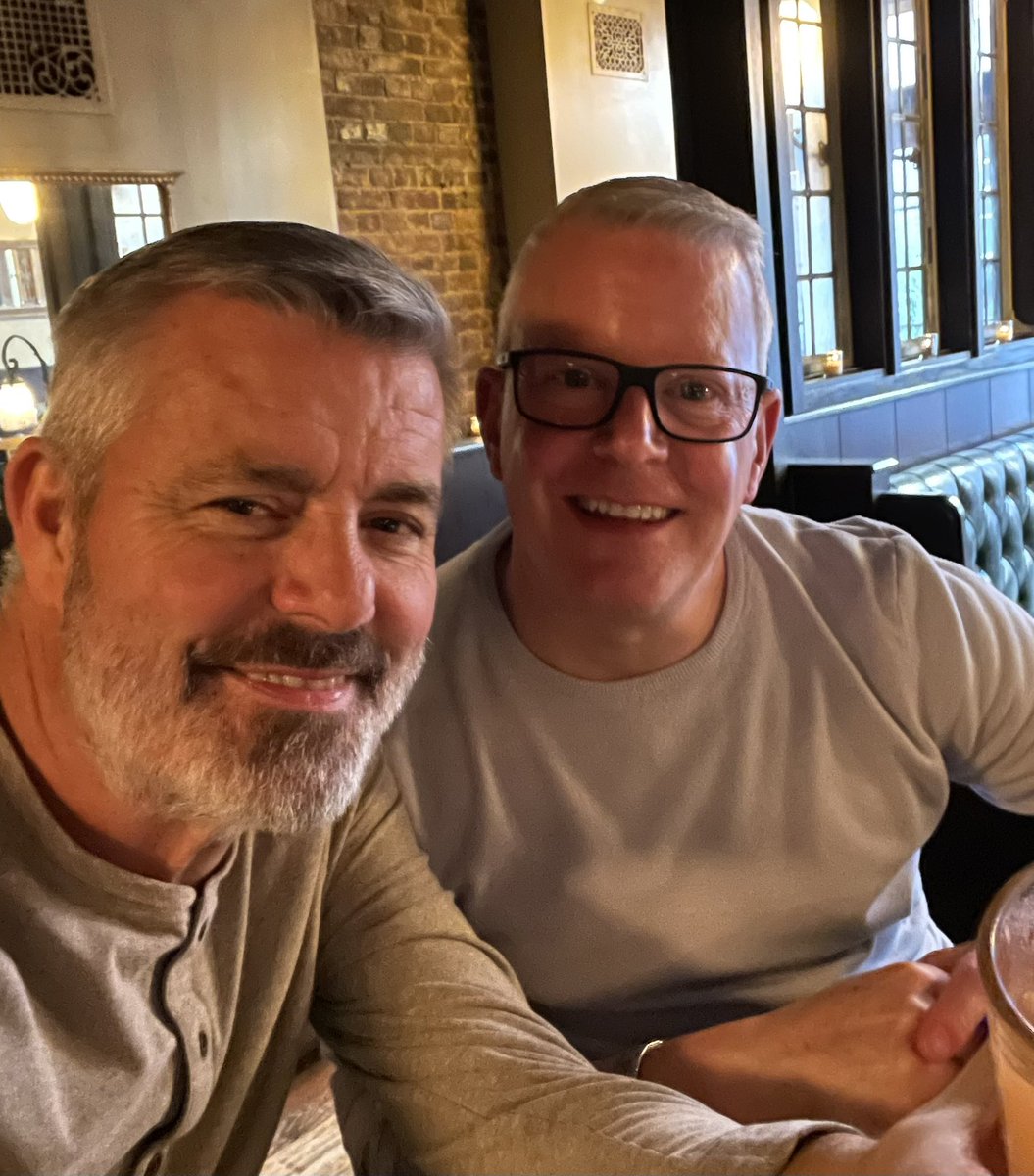 Making #MondayFunday happen 💙