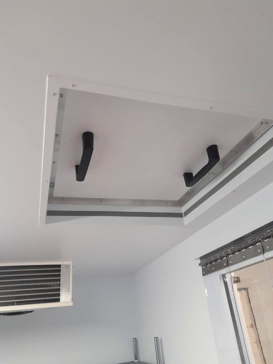 WilliamsMidEast's tweet image. For 40+ years, Williams has been manufacturing coldrooms for #foodservice, bakery, &amp;amp; retail industries. One additional feature is an #accesshatch, which boosts serviceability &amp;amp; maintenance, allowing your coldroom to run smoothly, saving time &amp;amp; money. 🔎ow.ly/X1ip50PSPpr