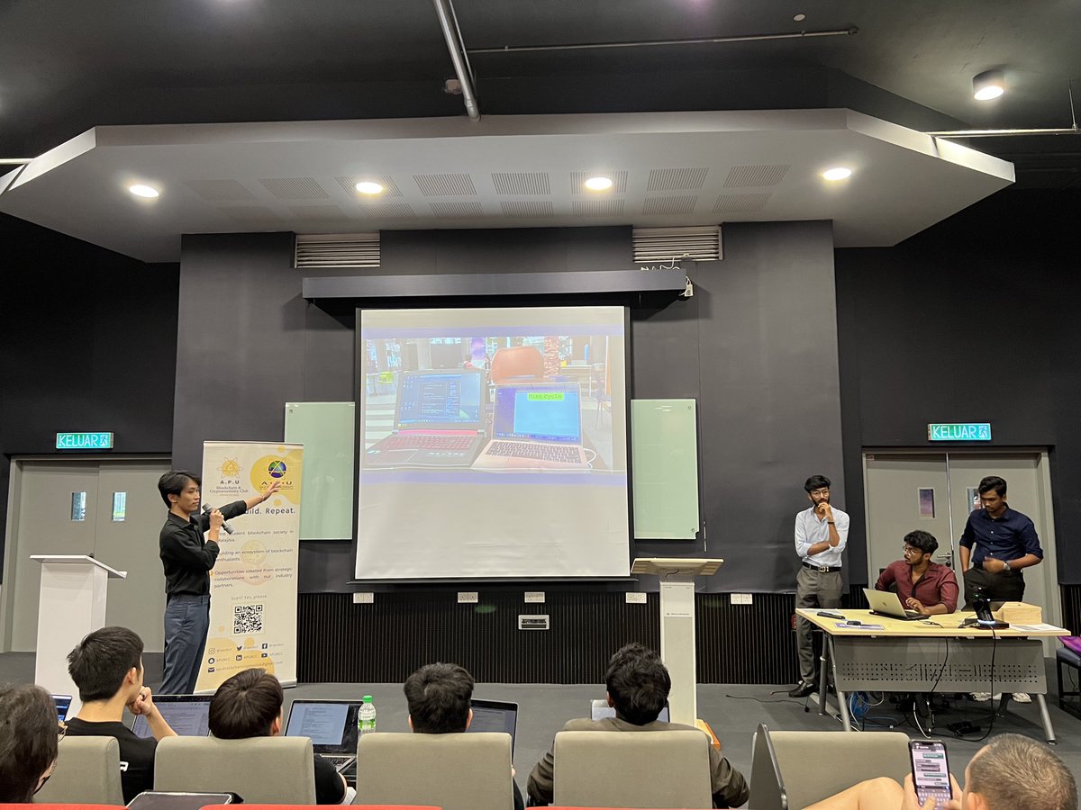 Mint_Cycle's tweet photo. 🚀 Honoured to be among the top 5 at the APUBCC SPARKATHON! 🏆 Our journey is just the beginning, and we're setting our sights on the Solana Hyperdrive. 

We are proud to present our Smart Recycle Reverse Vending Machine project to one of the friendliest communities out there.❤️ https://t.co/t5XGuPt0aj