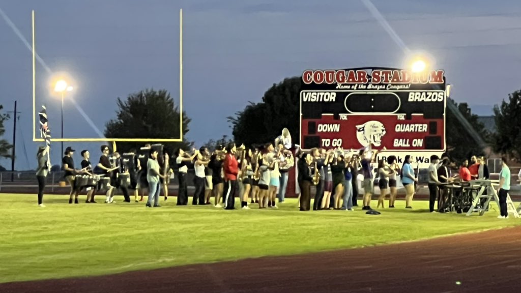coachroecker's tweet photo. That time of year… One of the favorite moments of the day. After finishing our practice, sitting and listening to our Brazos ISD Bands Mighty Cougar Band prepare for their contest this weekend! They are phenomenal!
#F.A.M.I.L.Y.supportsF.A.M.I.L.Y. #BRAZOSpride https://t.co/n79JhE3mp6