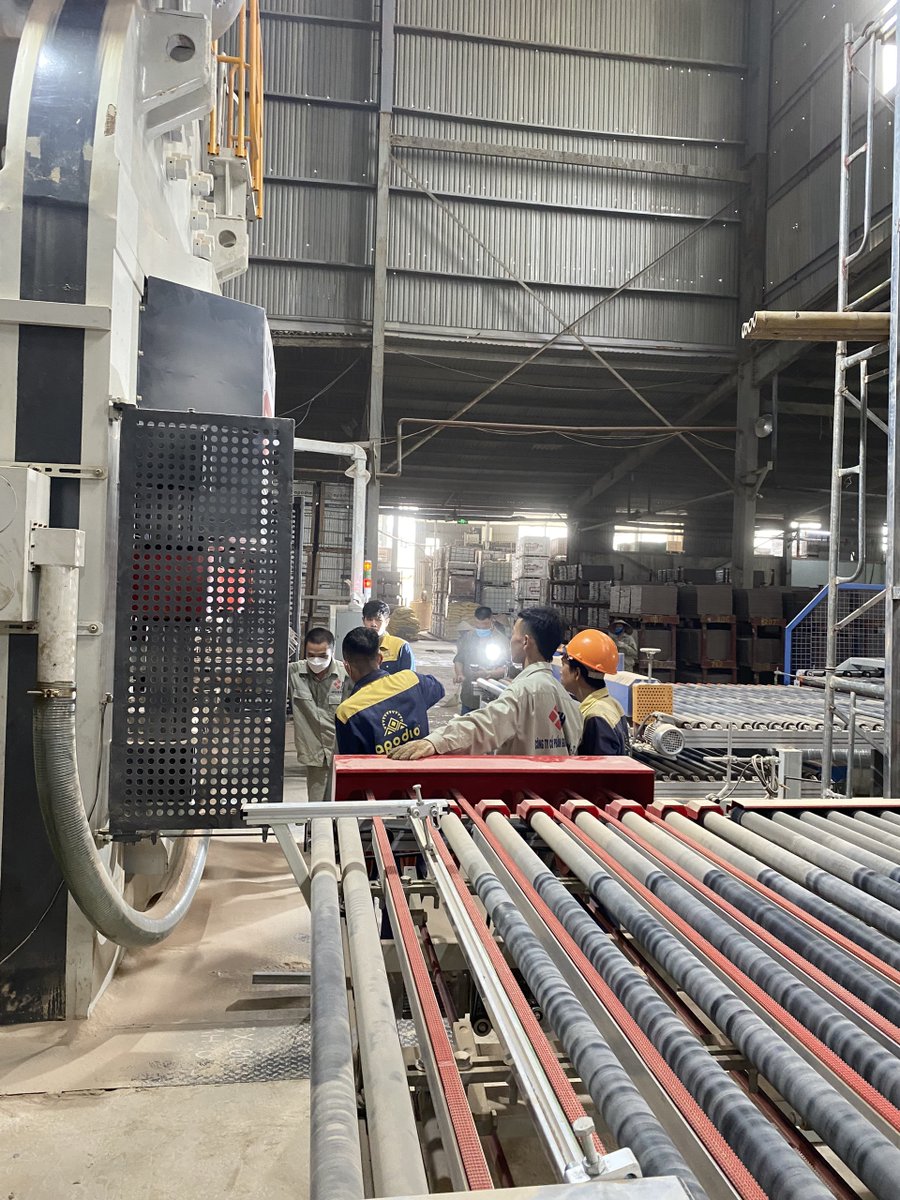 ApodioGres's tweet photo. The line production have upgraded ready to run BIG SLAB ❤️
@web: https://t.co/geLPvAmFEQ
@Email: apodio.export@gmail.com
@Phone: +84 901 27 33 88
#porcelain #tile #pavingtiles #roomdesign #architecture #apodio #tilemadeinvietnam #apodiogres #outdoordesign #building #house https://t.co/D079fzIWEl