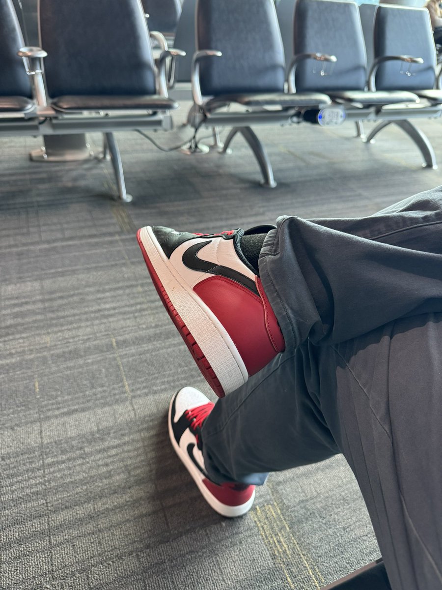 JoshuaBeardHOU's tweet photo. Business Trip. https://t.co/odM2J48RZt