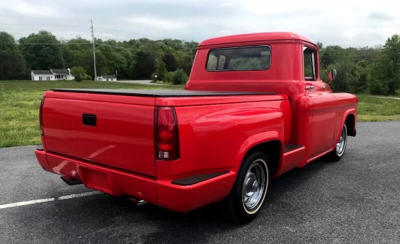 autabuy's tweet image. 1958 Chevrolet Apache 10 half ton short bed pick up. Has 305 V8 engine with 4 BBL carb, dual exhaust, automatic transmission (turbo 350), power steering, power disc brakes, tilt steering wheel, Chevy rally wheels with WSW radial tires

#1958chevrolet #chevroletapache #autabuy