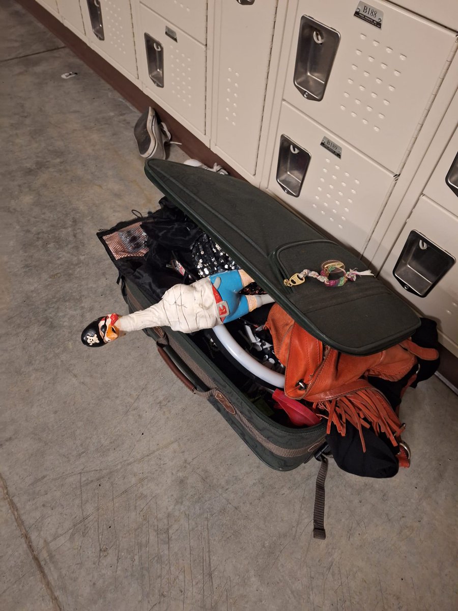 Chicken Bob tweet media