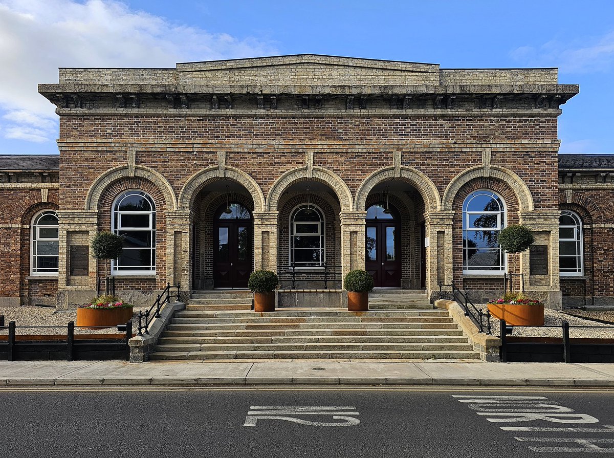 Craftstudio Arch tweet media