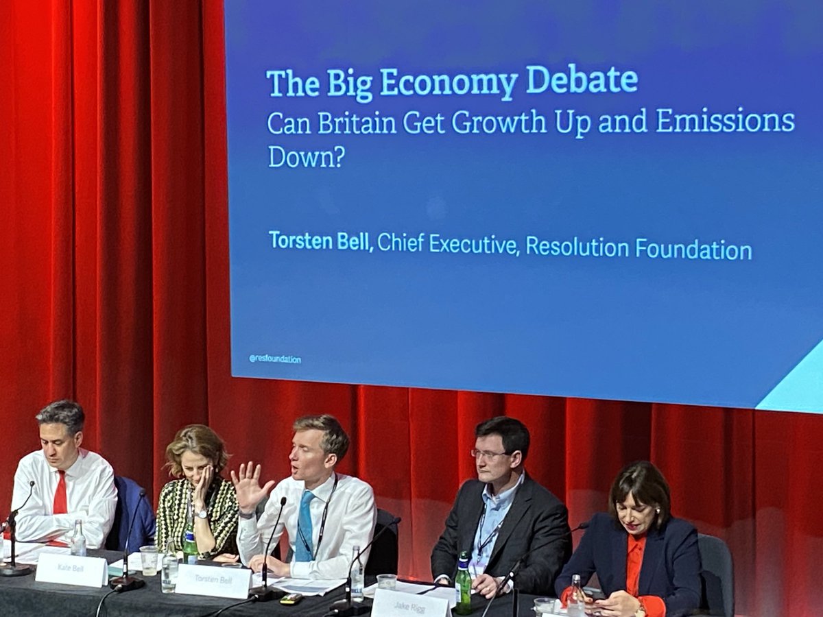 ⁦<a href="/Ed_Miliband/">Ed Miliband</a>⁩ providing some of the nerdy detail on greening the economy while ⁦<a href="/TorstenBell/">Torsten Bell</a>⁩ provides the gags and light entertainment ⁦<a href="/Innovation_Unit/">Innovation_Unit</a>⁩