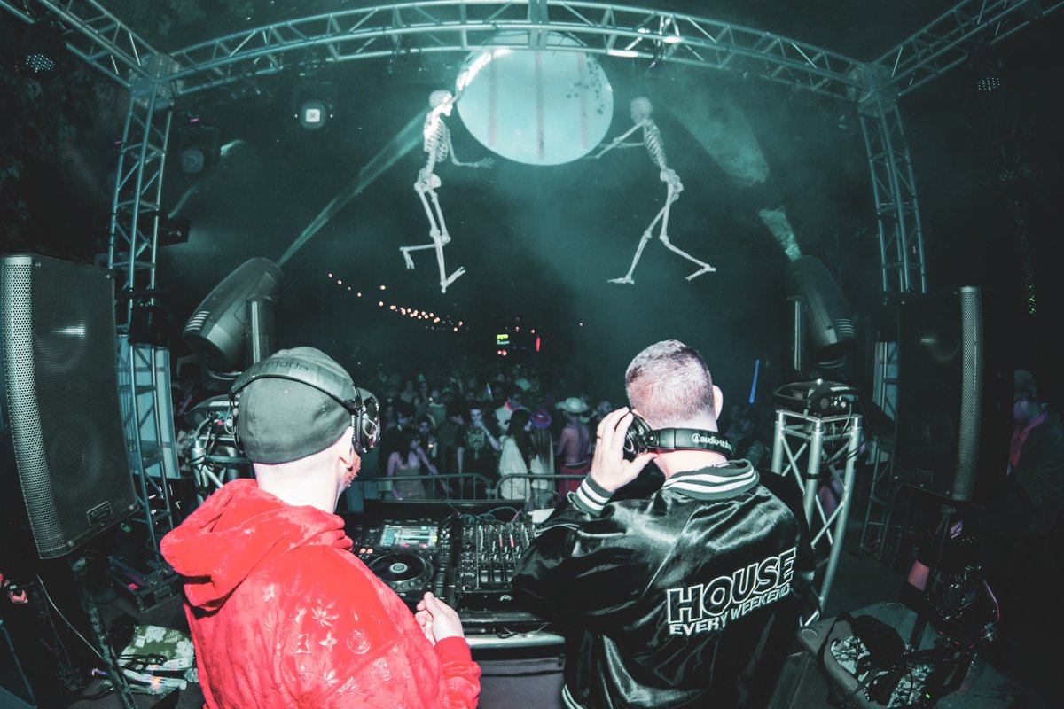 Its_Dion's tweet photo. Shots from #Electrofest https://t.co/Qv0SZfBf23