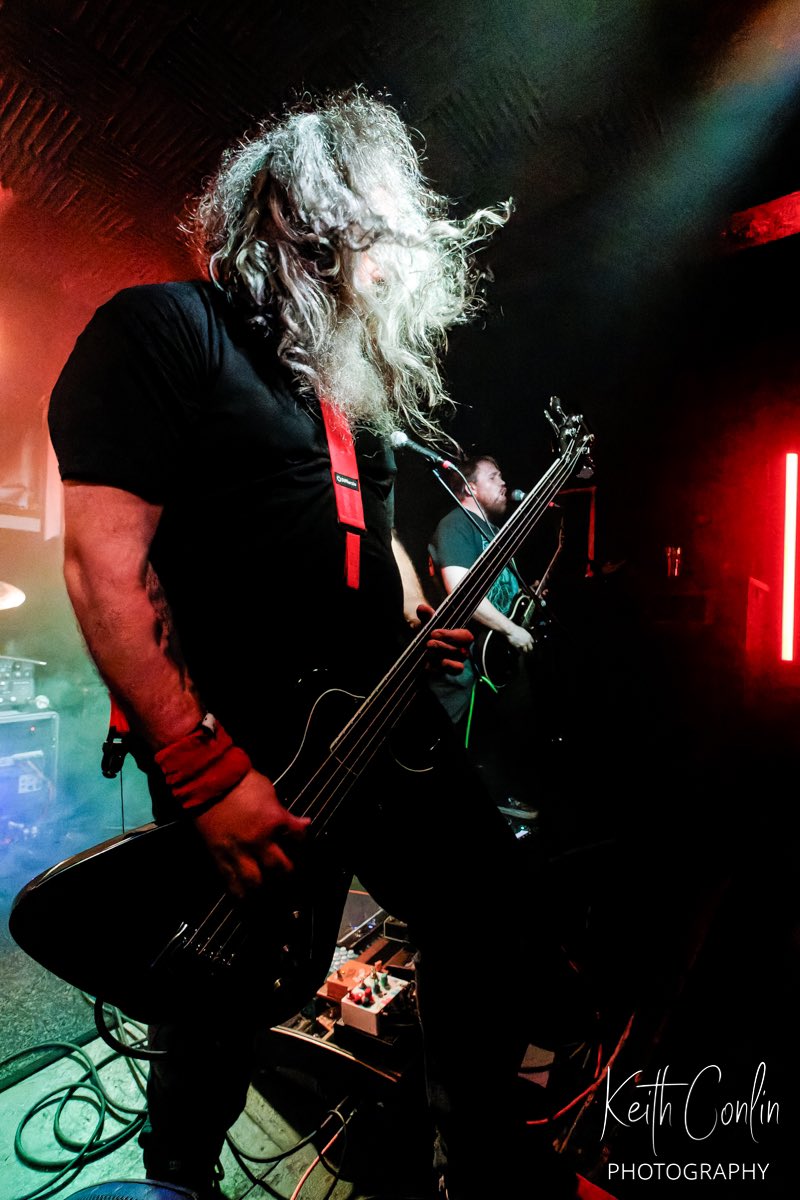 BassistAndy's tweet photo. Get me back on stage already!!!! #livemusic #bass #bassist #dunable #ashdown @ashdownmusic @de_gtrs @ernieball @fuzzrocious @strymon @OriginEffects @EHX @DigiTech massive thanks to Keith Conlin for the pic https://t.co/0FYryzCmaK
