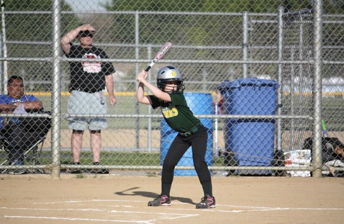 quaid_mk's tweet photo. I am so excited to announce my commitment to further my academic and athletic journey at the University of Wisconsin Oshkosh! Thank you so much to everyone that has helped me get to this point and a huge thank you to Coach Beyer and Coach Krol for giving me this opportunity!🖤💛 https://t.co/ZZc9YhJ3zY