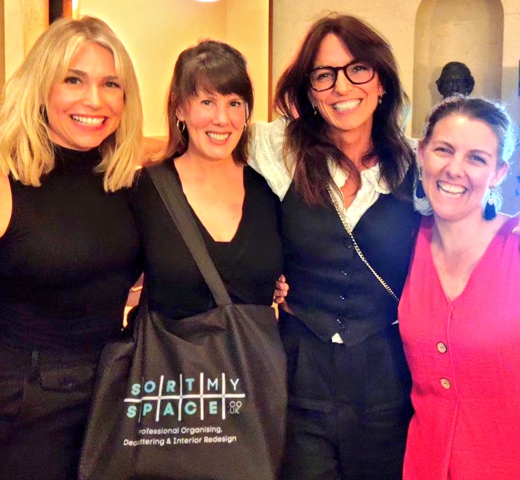 sortmyspaceuk's tweet photo. Great talk this evening with @ThisisDavina & Dr Naomi Potter about their book #menopausing as part of @howtoacademy lineup!
We all need to be talking about this more openly so we can better support both ourselves & our fellow females through #Menopause & #Perimenopause
🙏🫂 https://t.co/7YG4fIkTxI
