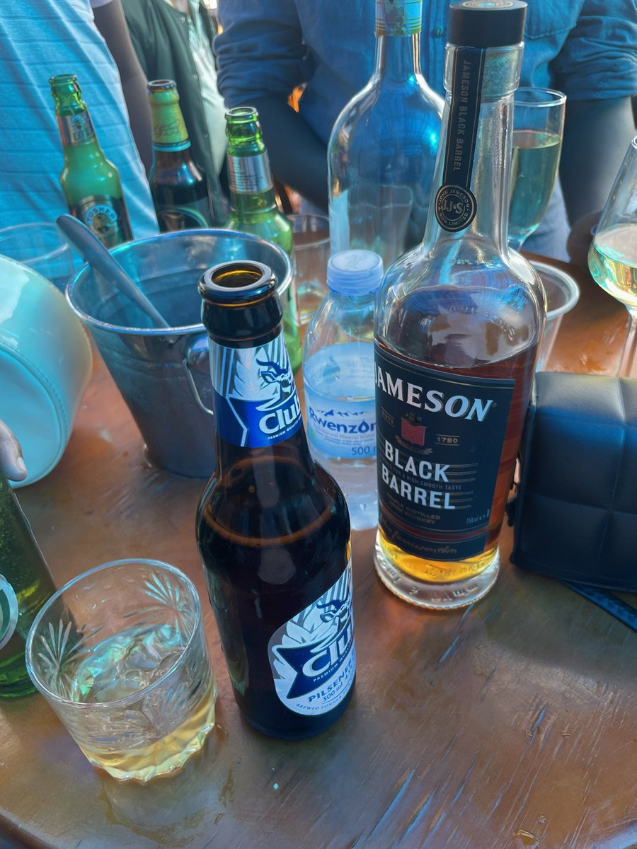 byg_kahuna's tweet image. I decided to explore the “new Cassa” aka X-hub ,we desperately waited for the rains n get into it til the national anthem was played n akka  line was added lol…wait for it 🥱 #IndependenceDay2023 🇺🇬