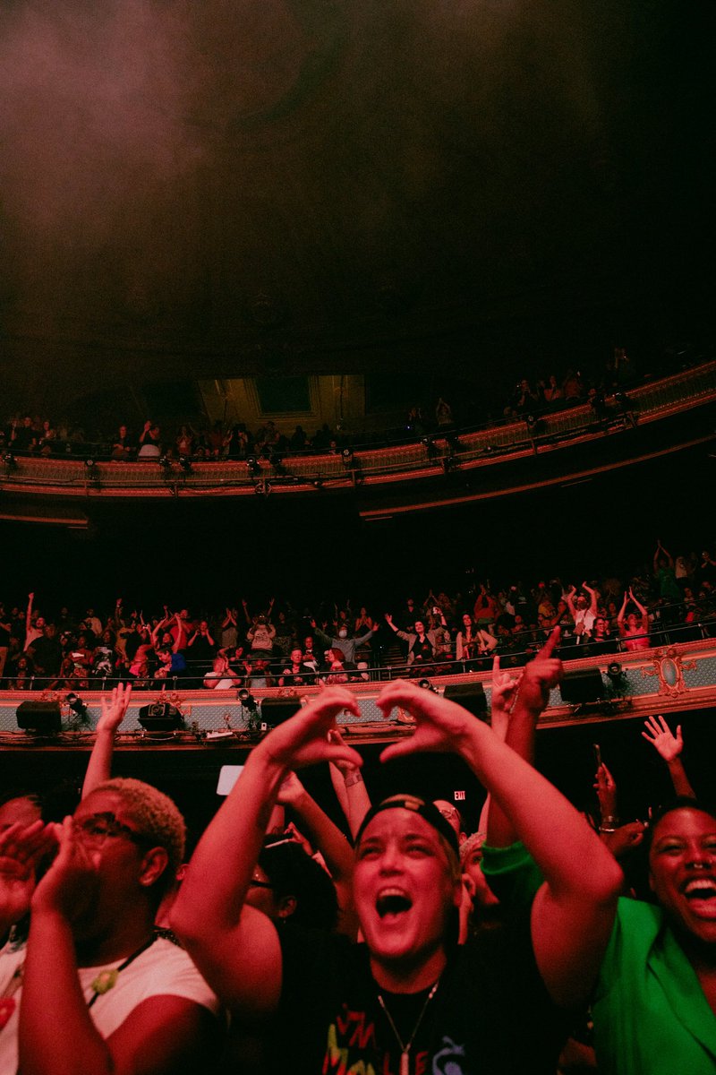 wondaland's tweet photo. Dallas are you ready for tonight? #TheAgeOfPleasureTour 

📸: @FINESSABUXTABLE (📍NOLA) https://t.co/e2w0te5UOB
