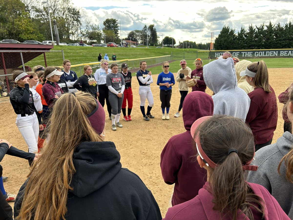 KUBearsSoftball's tweet photo. A great turnout today for our annual Prospect Clinic. Thanks to all who attended! Go Bears! https://t.co/vaNshqKnXT