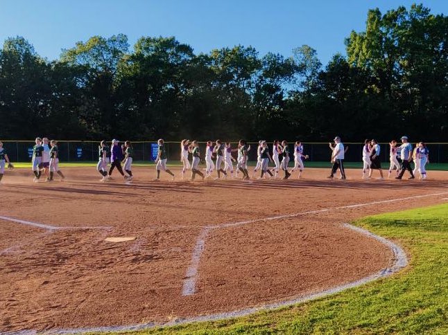 ParkHillSouthHS's tweet photo. Softball wins tonight 10-0 vs St. Joe Lafayette! Great job! https://t.co/8h2Xesnd74