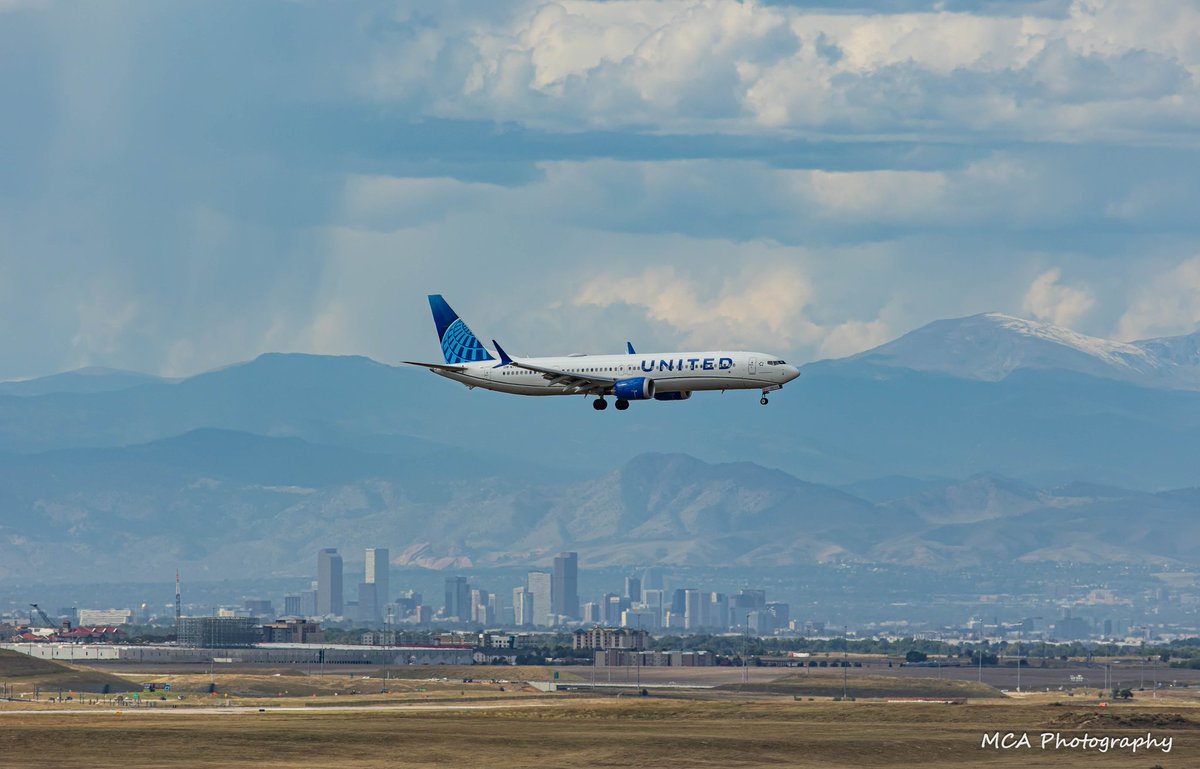 #MountainMonday 
#MAXMonday 

@United 
@DENAirport 
@CityofDenver
@visitdenver
#beingunited 
#myunitedjourney