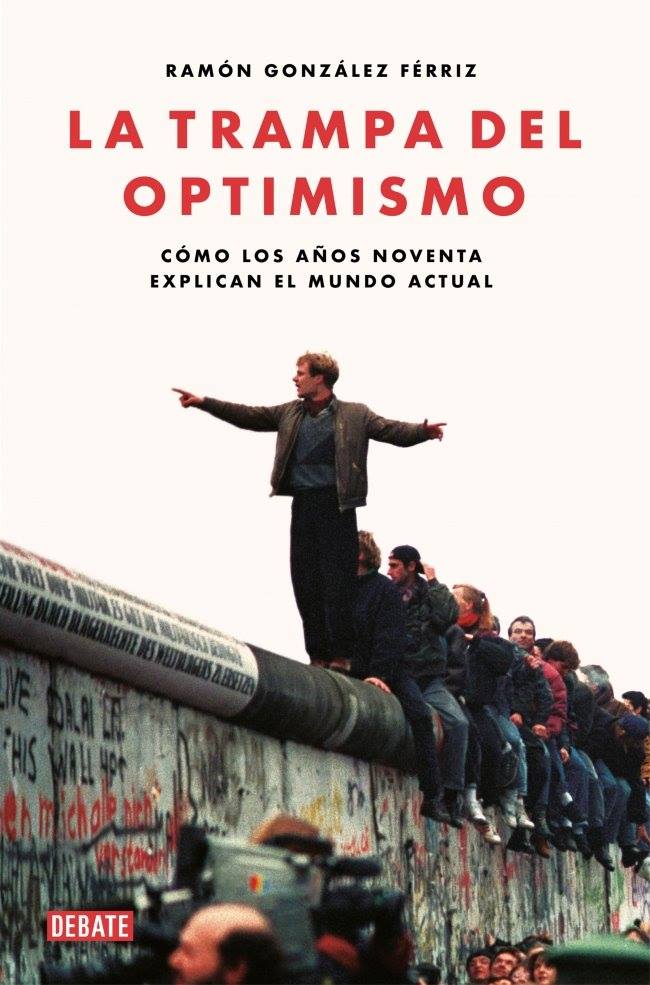 historiador's tweet photo. Este libro, por ejemplo, es de lo mejor que he leído  en los últimos tiempos. "La trampa del optimismo" es un texto que combina extraordinariamente periodismo, historia, testimonio personal y crónica de un modo como solo la buena literatura logra. https://t.co/zt5KMTJghD