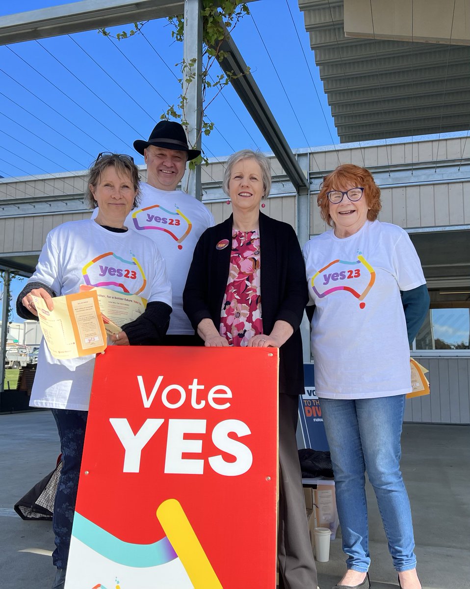 Huge thanks to the 50,000 Australians volunteering for @yes23au at the Referendum, including those who greeted me at Kingston prepoll this morning. After Saturday I hope that we can continue harnessing this goodwill in pursuit of a better future for all Australians. #VoteYes