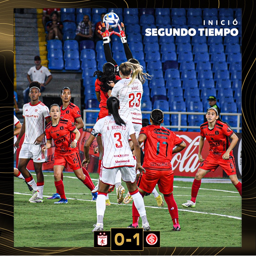 AmericaCaliFem's tweet image. AMÉ 🆚 INT [0-1]

|45’ ⏱| COMIENZA EL SEGUNDO TIEMPO. ¡VAMOS POR LA REMONTADA, ESCARLATAS! 🔥

#AMÉxINT
#LaGloriaEsDeEllas