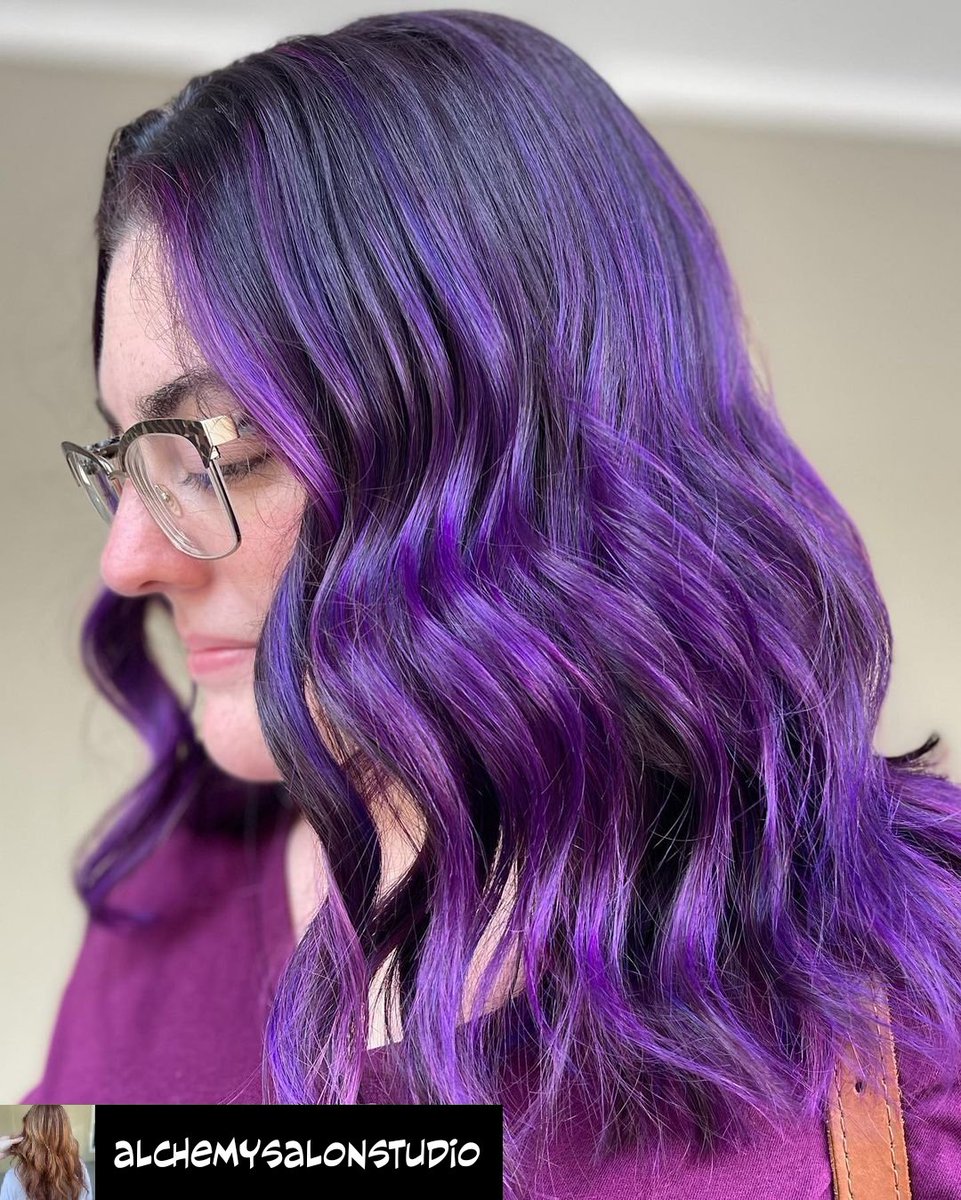 🔮🔮🔮
.
.
.
.
. 
Reposted @alchemysalonstudio 

✖️ teasylites
✖️ purple colormelt
✖️ olaplex
✖️ haircut
.
.
.
#alchemysalonstudio
#solasalons
#solagainesville
#behindthechair
#modernsalon
#gainesvillehair 
#purplehair
#purplebalayage
#joicointensity #stylistssupportingstylists