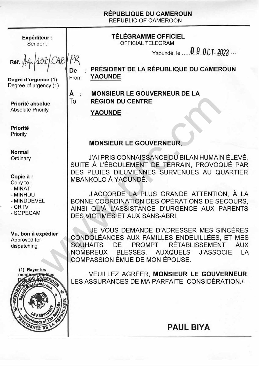 Suite au bilan humain élevé provoqué par l’éboulement de terrain, conséquence des pluies diluviennes survenues au quartier Mbankolo à Yaoundé, S.E #PaulBiya adresse ses sincères condoléances aux familles endeuillées, et ses souhaits de prompt rétablissement aux blessés.
#Cameroun