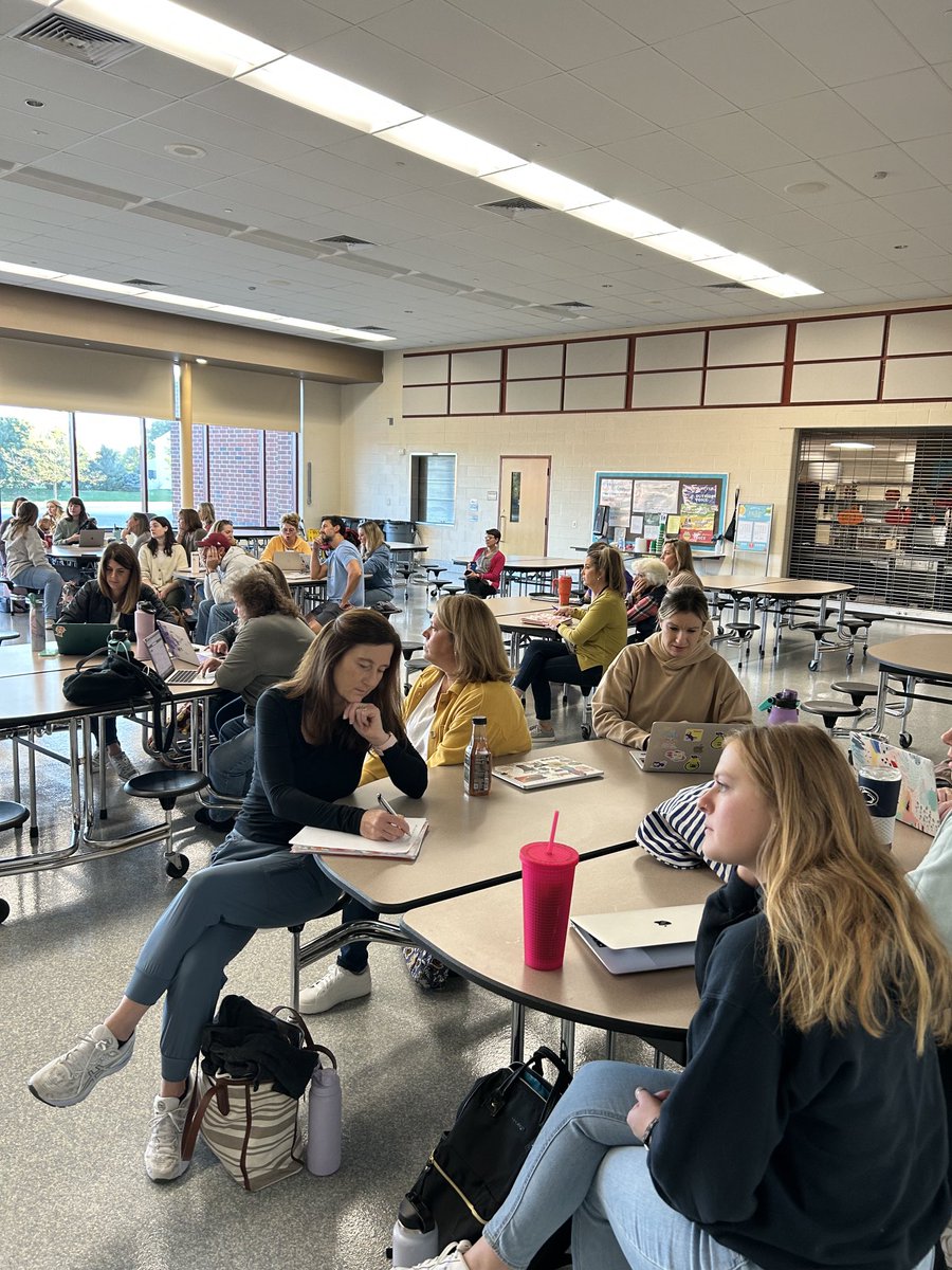 pinestreetelem's tweet image. Great day collaborating and learning! ⁦@ForgeElem⁩ ⁦@NorthsideROARs⁩ ⁦@LingleAveElem⁩ ⁦@PASDLiteracy⁩ ⁦@PalmyraSchools⁩ #professionaldevelopment #inservice #ThisIsPalmyra