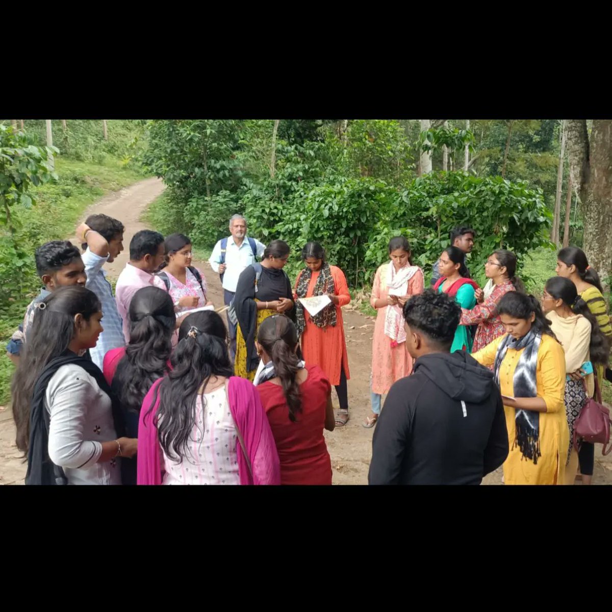 kongusocialwork's tweet photo. Kodukai tribal camp
Day 1 https://t.co/ias9k4SSpZ