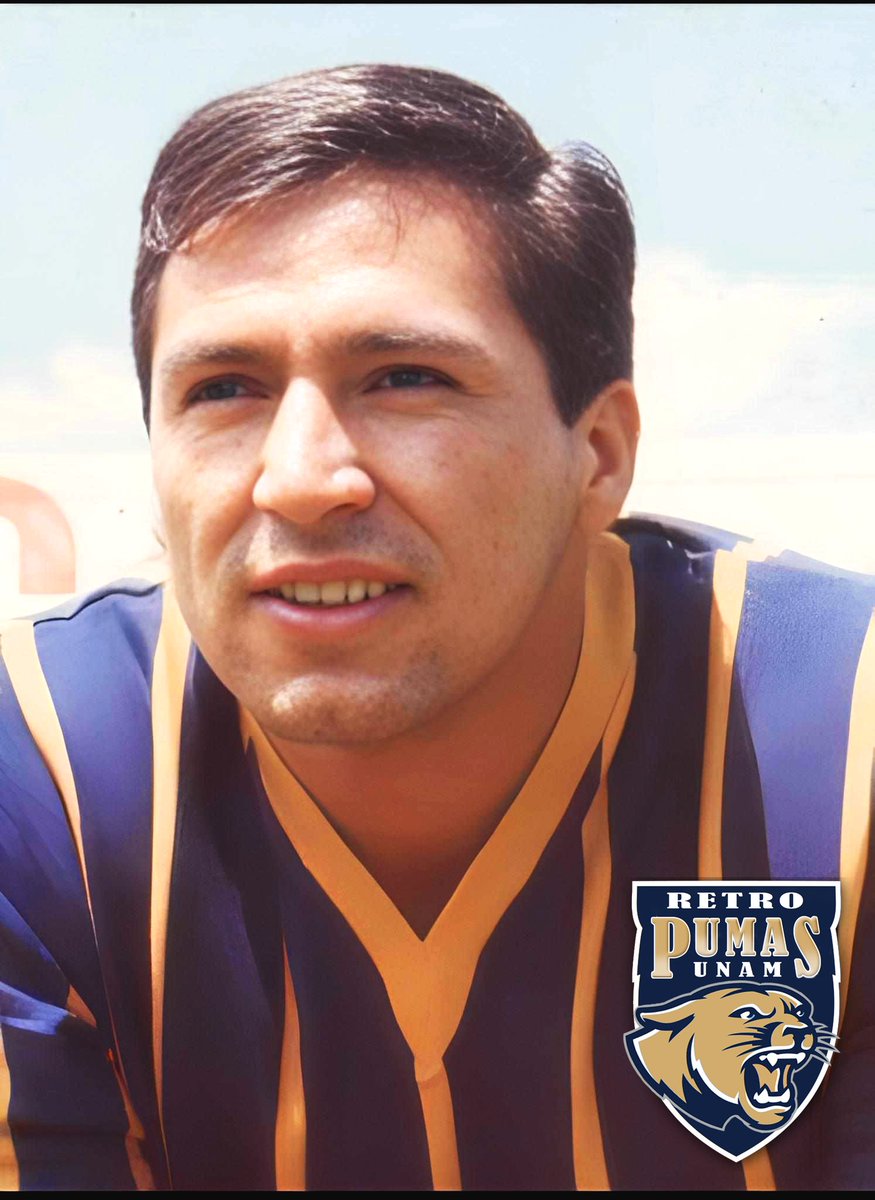 Retropumasunam's tweet photo. Héctor Sanabria en una #FotoReto de 1969. El afectivo y duro defensa central es el original "capi", seguido por varios canteranos que heredaron la capitanía del equipo.
¿A cuáles "capis" recuerdas? https://t.co/3QpXKTnb0Q