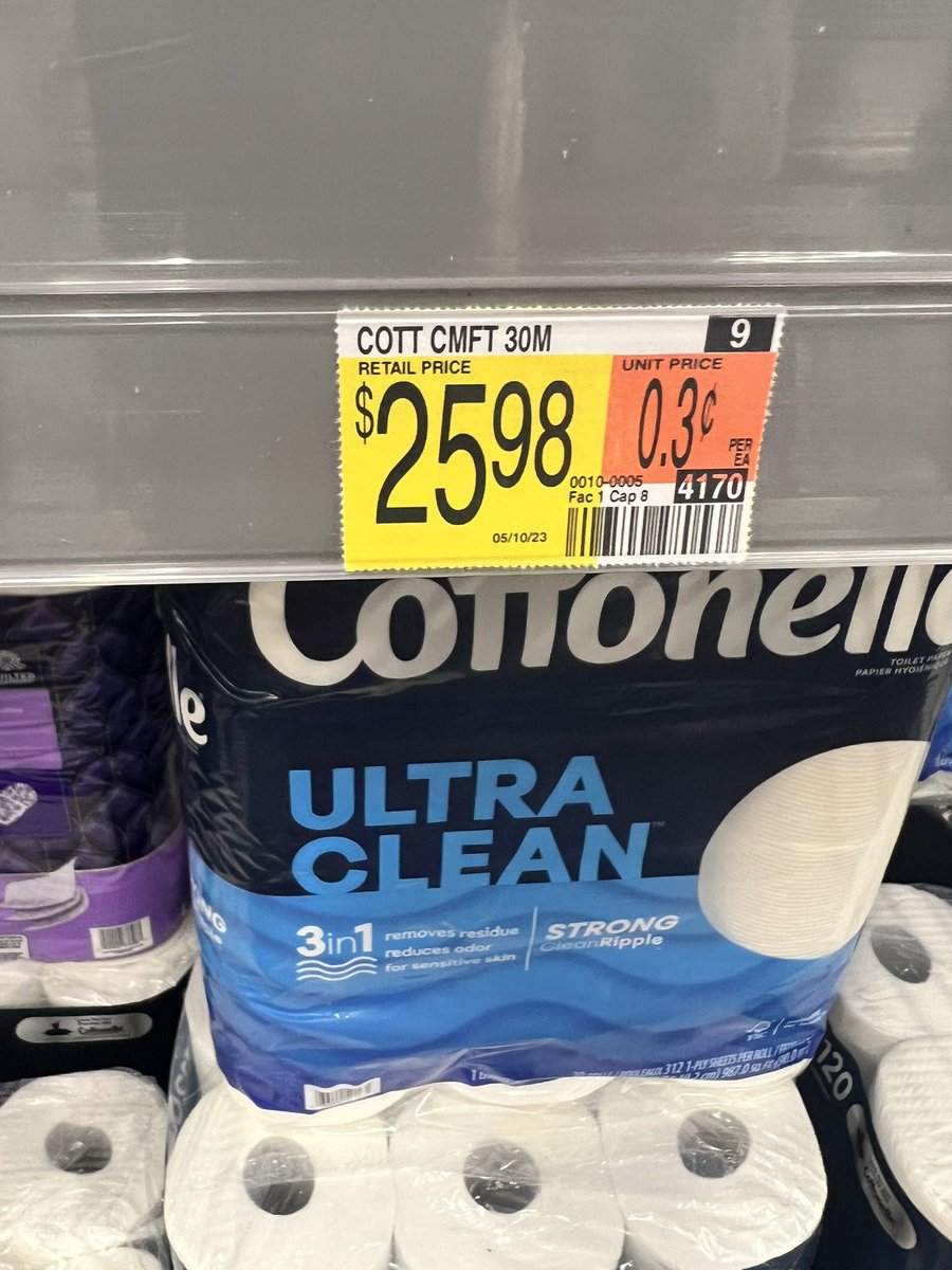 MariahAWalker's tweet photo. Edu-friends, Toilet paper is around $20-$30 for 24-30 rolls, paper towels are around $20 for 12 rolls. If a student does not have a pencil or money for a book fair, please don’t assume that means the parent doesn’t care about their child’s educational experience. #CommunityCare https://t.co/MAgZF5qGsk