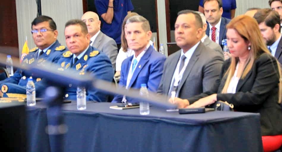 Instituto Nacional de Aeronáutica Civil tweet media