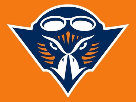 EthanCharlesl's tweet photo. #AGTG I am blessed to receive an Offer from the University of Tennessee at Martin @JCraig_2  @allenliberty @CoachTFoster @CoachJP4 @MVFootballBears @NEGARecruits https://t.co/xkDZm5yj1l