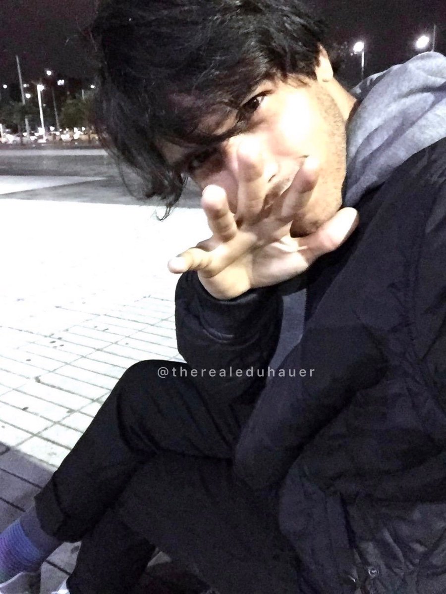 therealeduhauer's tweet photo. The face/ the bulge 🌱 https://t.co/gt5fzzb8iA