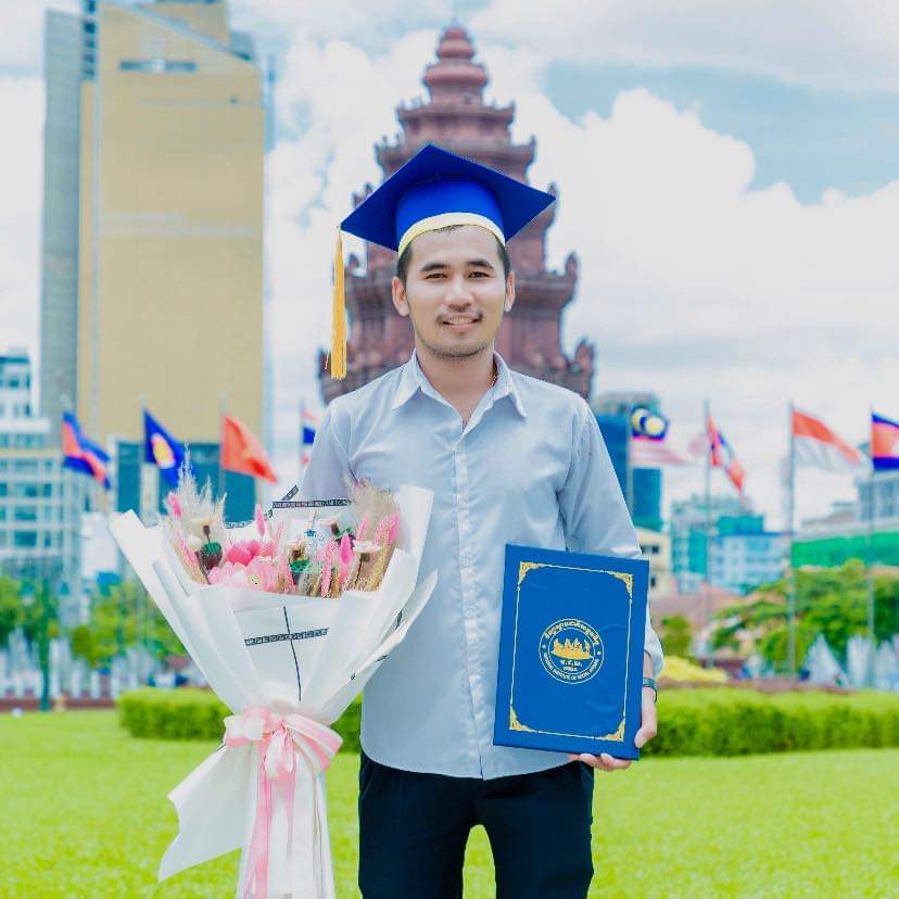 ThearithVa78436's tweet photo. ខ្មែរ.រោមច្រើន🙂 ទឹកច្រើន 💦 video ចេញវគ្គក្រោយ 😆 https://t.co/7qECVC6SpT
