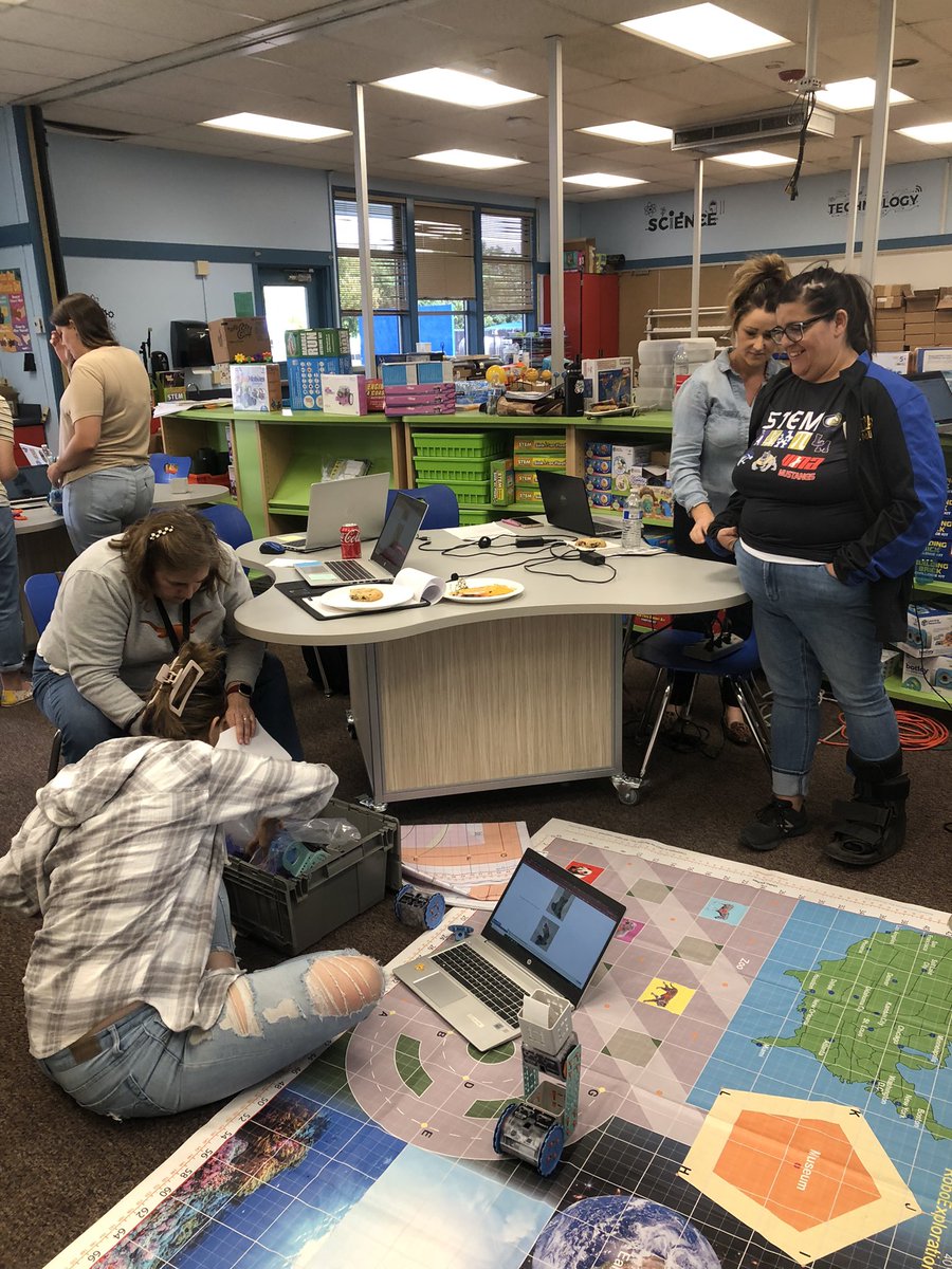 Josh Rowe tweet media