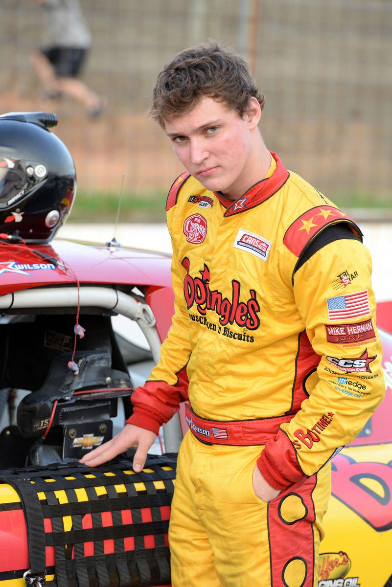 Lyle 🏁 tweet media