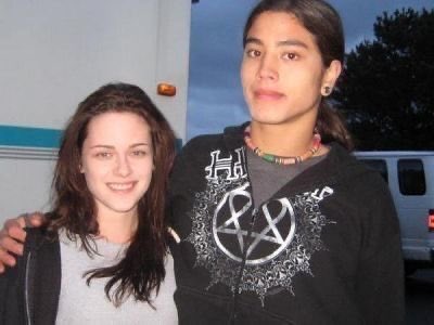 kristenluvr's tweet photo. he’s so king https://t.co/Q32U3vGIhA