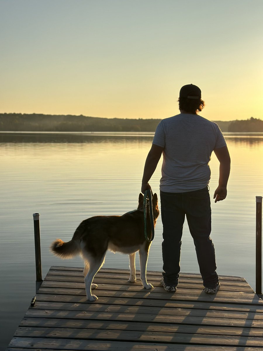 RealMaseTV's tweet image. height : 5’9 📏 
shoe size : 10.5 / 11 👟 
zodiac sign : Virgo ♍️ 
smoke :  Never, Sometimes, Only at parties. 💨 
tattoos : 0 (2 Massive arm pieces coming) 🖊️ 
piercings : 0
fav color : Red 🔴
Fav Alcohol Drink: Southern Comfort 🧊