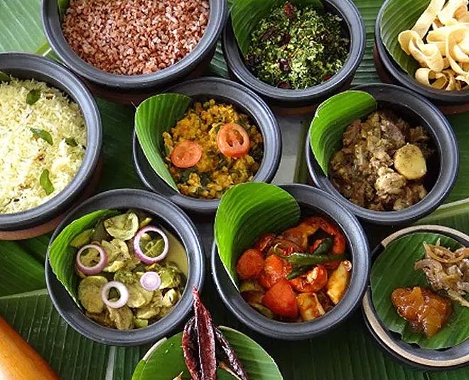 CeylonApex's tweet photo. Island Cuisine

Sri Lankan cuisine is a food lover's delight! 🍛🍽️ Taste spicy curries, exotic seafood, and tropical fruits bursting with flavor. 🦞🍍 #FoodieParadise #SriLankanFlavors

... 🤗 ... Safe Travel of Sri Lanka ...❤...
📸Credit to respective owner https://t.co/wyKLuHVpfc