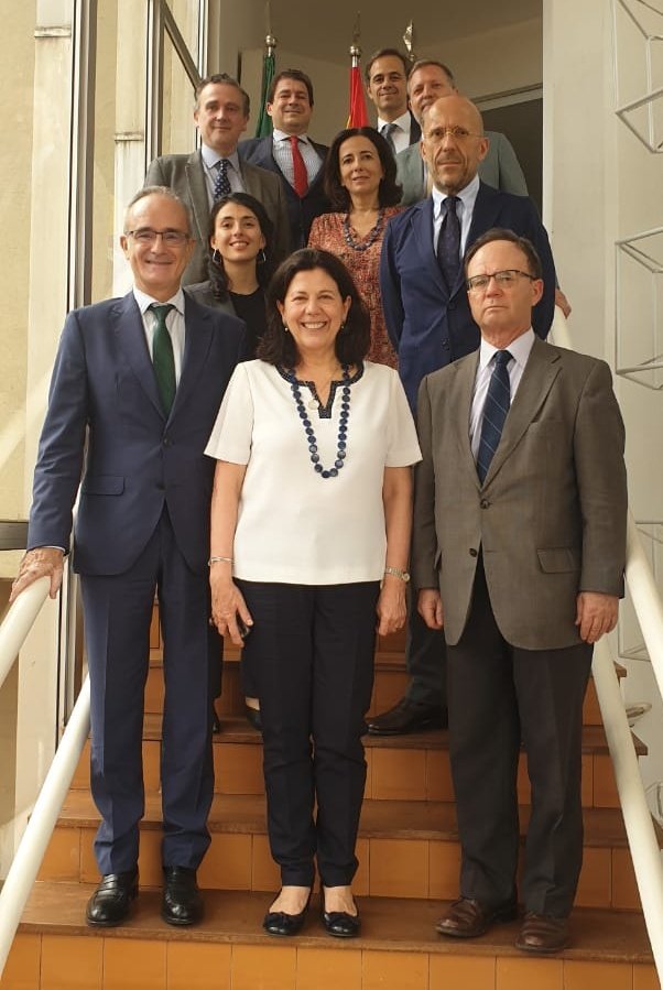 EmbEspBrasil's tweet image. Frutífera reunião dos Cônsules Gerais da Espanha no Brasil hoje na Embaixada. Obrigada por todo o trabalho, esforço e dedicação @CGEspRio @ConEspPOA @ConsuladoEspSP @ConEspBahia