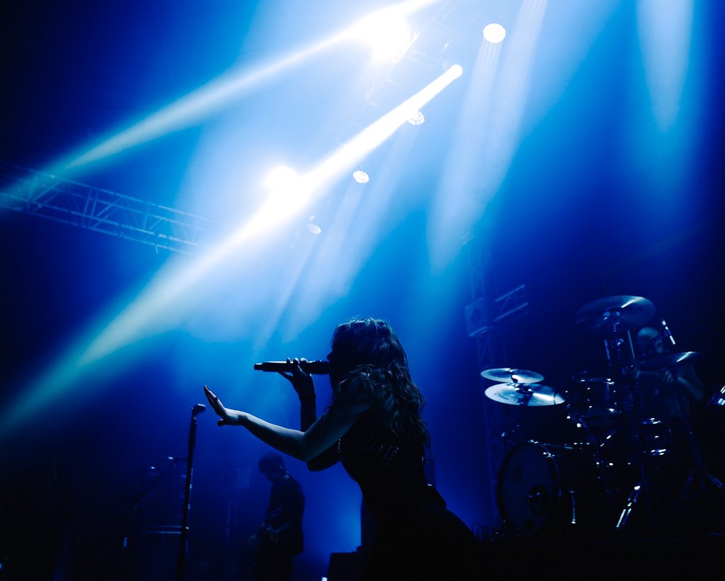 ATC_BAND's tweet photo. manila understood the assignment https://t.co/YKE0gVJ3nr