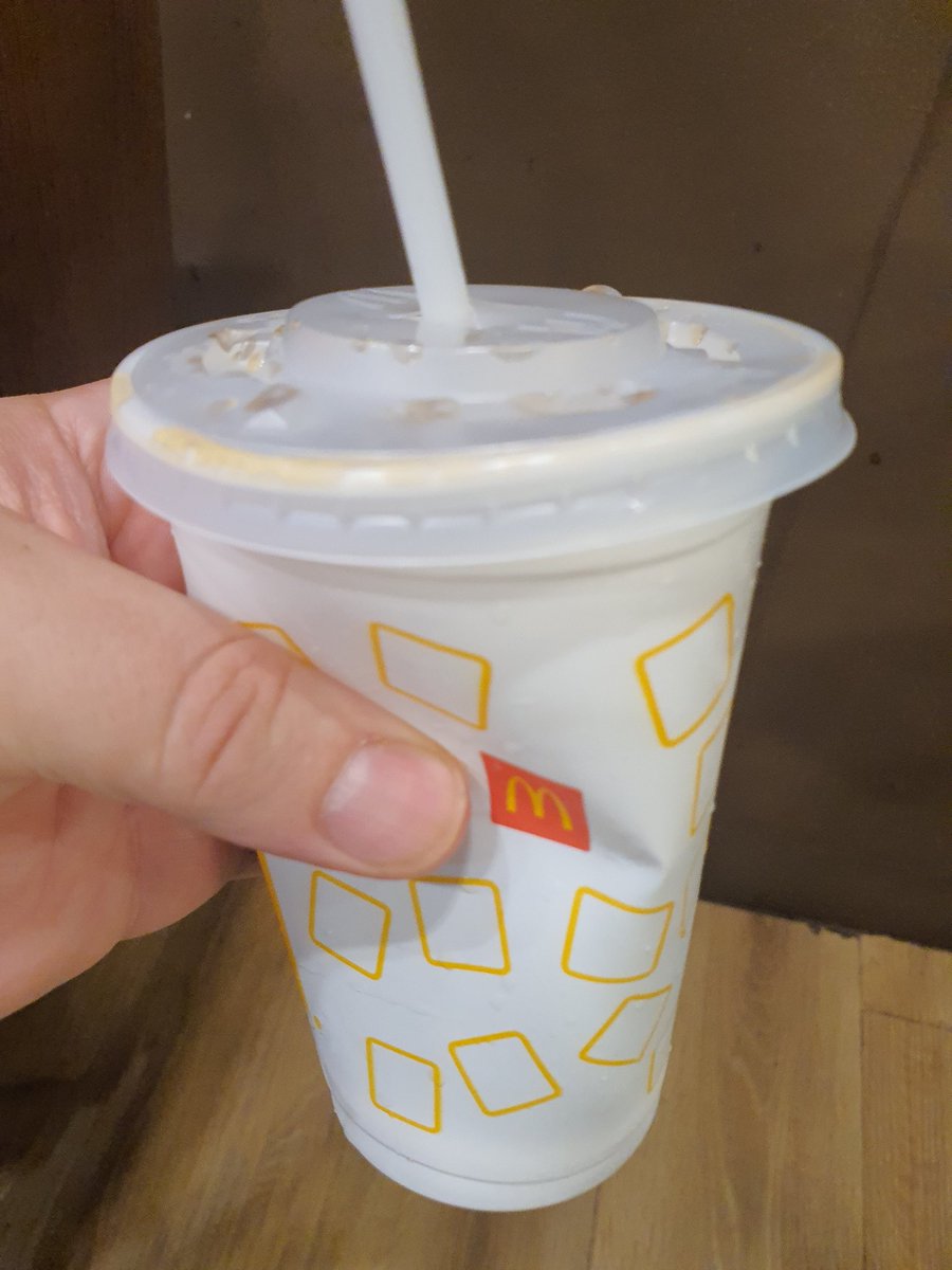 danieldownes's tweet photo. @McDonalds Thailand banned single use plastic.. what the ??? https://t.co/GEhFG5bKs7 https://t.co/9XFqIwkc4C