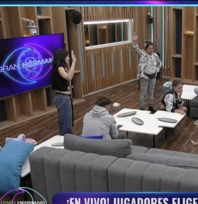 opinandoandoGH's tweet photo. Estoy del lado correcto.
Mis favoritas votaron por Rai ✨
#TheLulosShow
#GranHermanoCHV
#GranHermanoChile
#lasectaderai https://t.co/rxwnVYf1tQ